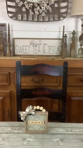 Many of you have asked for one of my video tutorials showing you how to make a rag tree. Hope you enjoy. | Southern Designs and Finds