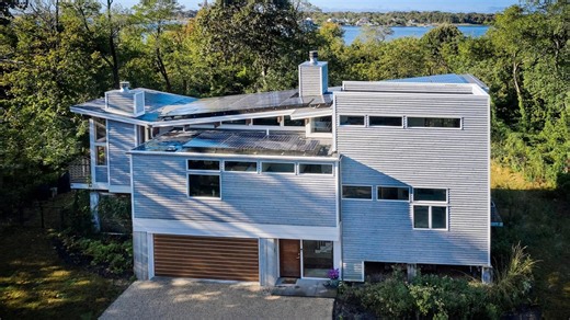 Center Moriches house for sale on former estate of paint can lid inventor