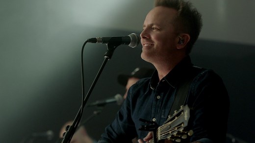 Chris Tomlin - Is He Worthy? (Live)
