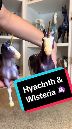 Unboxing Breyer 2023 Hyacinth & Wisteria Unicorn Mare and Foal Set