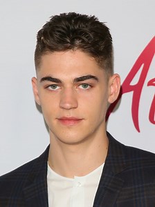 Hero Fiennes Tiffin
