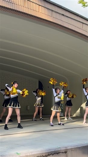 チアダンスイベント✦チアホリック【公式】 on Instagram: "北星学園大学チアダンス部Starrys🌟💫 素敵な演技をありがとうございました✨ 次回の札幌チアホリック開催は5月23日です🪅 出演者大募集！！ チアダンス、チアリーディング、バトントワリング、カラーガードなど全て大歓迎です🎶 小樽や旭川からも例年出演いただくので遠方の方もどうぞ👏"