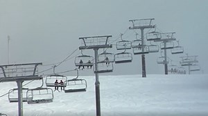 Willamette Pass Resort opens early due to heavy snow