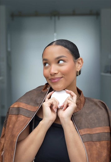 Une mise en beauté signée @Kylie Cosmetics ✨💄 Des produits ultra-pigmentés pour un maquillage parfait qui dure toute la journée. Prêt.e.s à briller ? 🌟 Disponible en exclusivité dans certains magasins et sur Nocibe.fr. #nocibe #beautepartagee