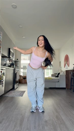 Lip Gloss Dance by Me! 💕 #dancing #trend #choreography #results