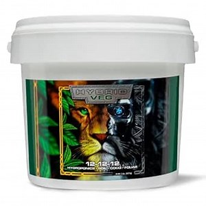 GreenGro Hybrid Veg, Water-Soluble Fertilizer for Plants, Highly Concentrated Liquid Plant Food for Indoor & Outdoor Gardens 12-12-12 2lb