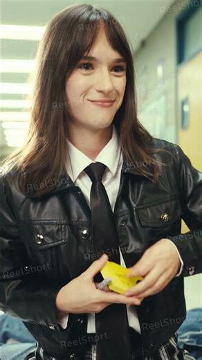 Out of my way! The Reborn Mafia Queen is Here Trailer | Full Cast | ReelShort