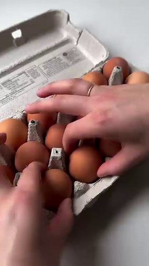 You won't believe how easy it is to make this pistachio crinkle cake! 💚 #crinklecake #baklava #easyrecipes #easydessert | Kroger