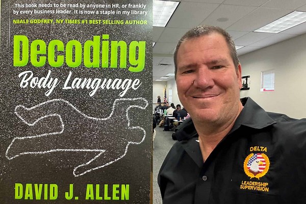 'Decoding Body Language': The ultimate guide to understanding non-verbal communication [VIDEO] | The Citizen