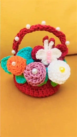 Prettiest crochet flower basket #music #flute #crochet #lovecrochet #crochetprojects #crochetbasket