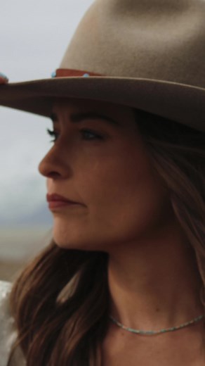 Cowgirl, never let your head hang down…unless its to admire your boots 😉 #cowgirlmagazine #westernfashion #ranchlife #horsegirl