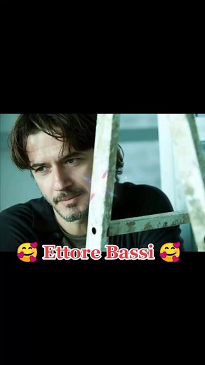 Recuerdan a Ettore Bassi, más conocido como Davide Rivera en Comisario Rex. #perrodetective #ElComisarioRex #Rex #EttoreBassi #daviderivera | Comisario Rex Latino