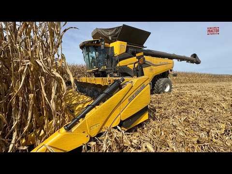 10,000 Bushels an Hour NEW HOLLAND CR11 Combine