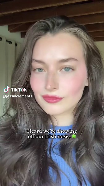 They said Big Bird, I said thank you.. flawless beak and all 🐥#irish #irishnose