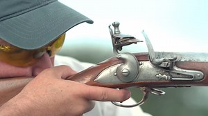 纪录片.PBS.美国独立战争武器.2025[片头][高清][英字]