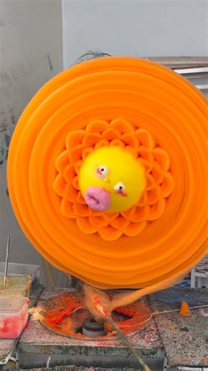 @cottoncandy2636 on Instagram: "The process of creating artistic cotton candy is a bit too complex to fit on the screen of a regular smartphone."