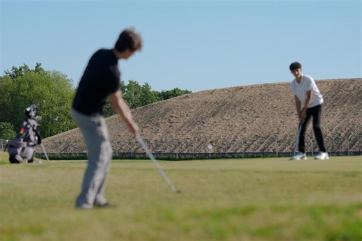 White House East Wing debris dumped at nearby golf course has toxic metals, a report says