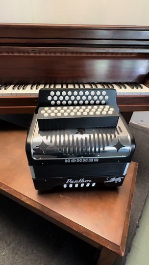 Comparativa de botones en acordeones Gabbanelli y Hohner