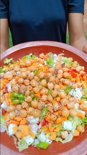 “5 Minutes Chickpea Salad 🥗 | Tasty!”#chickpeasalad #chickpeasrecipes #chickpeas