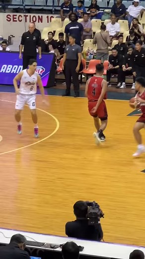 734K views · 5K reactions | Still got GAME! James Yap’s 1st 2 in Blackwater uniform (3:28 1q) #PBAAngatAngLaban | PBA | Facebook