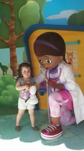 Meeting Doc McStuffins - April 2016