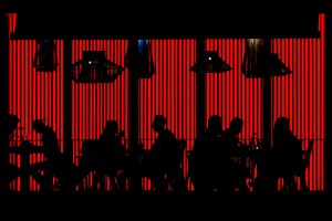 5 Things to Do When Another Diner Is Being Too Loud