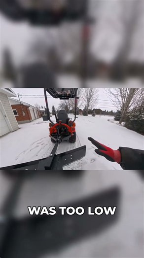 Tractor blade woes: uneven pressure explained