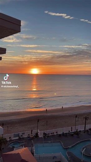 isabel@GoldenAge777 (@isabelgoldenage777)’s videos with original sound - isabel@GoldenAge777