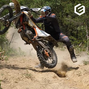 #extremeenduro | It was hot weekend. After four years KCH Enduro Dynamit is back. Some prolog action from day 1. #hardenduro #dirtbike #enduro #HillClimb | Enduro DKA