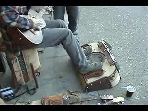 DELUXE FOOT DRUM by Farmer Musical Instruments