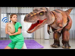 🍎🦖 WHAT DOES A HUNGRY DINOSAUR EAT?