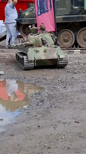 HUGE RC King Tiger Tank #tank #rc #rctank #cool