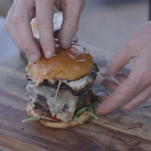 Dreaming of making a #burger this long weekend ?? How about one to impress your friends and family on the grill ! This one I cooked up last year may not take 10 minutes but it’s worth it ! Watch the full demo here: https://linktr.ee/GordonRamsay or get the recipe here: https://www.gordonramsay.com/gr/recipes/gr10million Gx | Gordon Ramsay