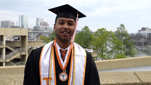 UT holds fall commencement ceremonies