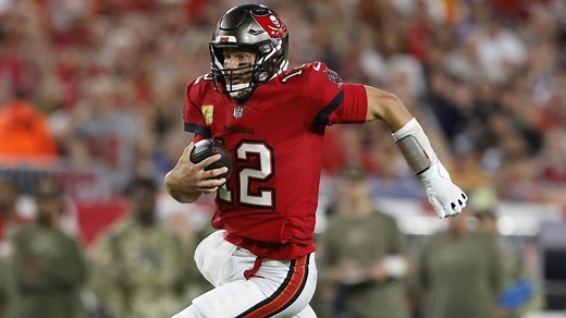 Tom Brady is FIRED UP after moving chains with legs for 10-yard pickup