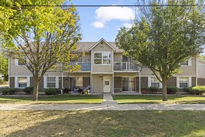 499 Park St #2D, Bensenville, IL 60106 - MLS 12518766 - Coldwell Banker