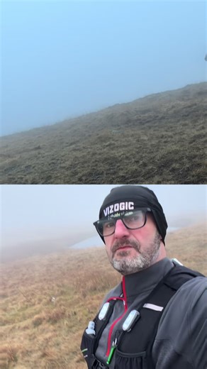 6am. Black Mountains. Weather: grim. Me: also grim. Good job the gear performs. Link in bio💪🏼@VIZOGIC #Vizogic #MountainTest #6AMGrind #outdoorgearreview
