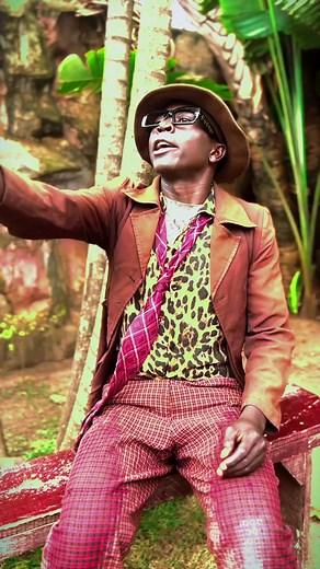 Taata Kimbowa Talks About Aliens in Hilarious TikTok