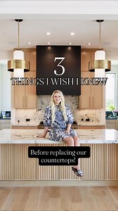 3 things I wish I knew before replacing my countertops! We really wondered how the whole process was going to go and since we weren’t moving out— how we could actually live while this was going on! So many questions like how long would it take and how much of a mess would it make in our home? What was the inconvenience level! I’m so happy to say that the whole process has been so easy and incredible with @_ilgranito and @taxilastone! From demo to install completion, it’s only three days! They ke
