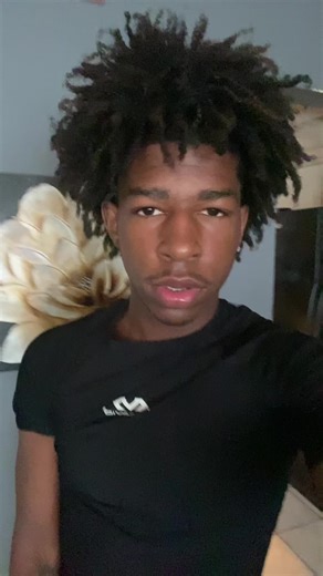 I will be the freeform king again 😈 . Shop with @kicoo for high quality reps . #funny #makemefamous #freeformsdreads #freeforms