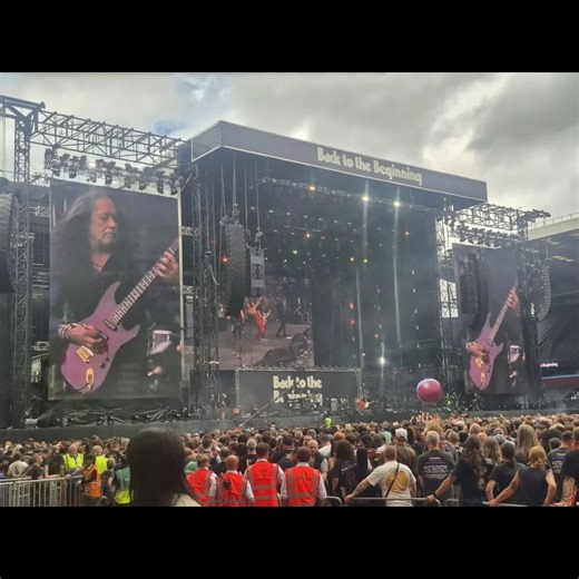 SCARYGROOVE.COM on Instagram: "Jake E. Lee drops the heat backstage at Back to the Beginning (July 4, 2025) and gets real. From the Ozzy years to now, Jake still delivers the vibes, the tone, and the truth. Full Interview is on our YouTube channel. Link is in our Bio. #JakeELee, #GuitarLegend, #OzzyOsbourne, #BackToTheBeginning, #GuitarHero, #ShredLife, #GuitarGod, #RockNRoll, #GuitarSolo, #MetalGuitarist, #EVH5150, #GuitarTone, #ShredderNation, #GuitarRiffs, #ClassicMetal, #GuitarIcons, #Guitar