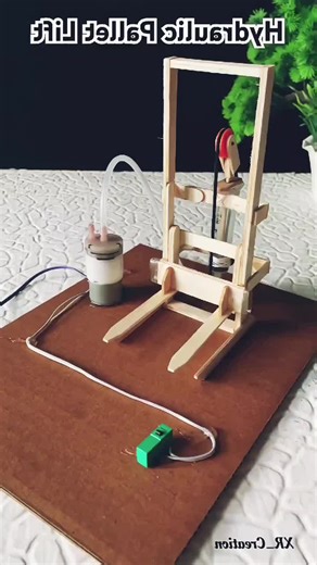 Enhance Efficiency with Hydraulic Pallet Lift Technology