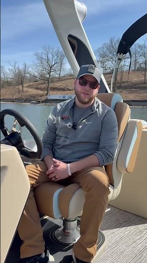 2026 SunCatcher Elite 326RC - Cool features!
