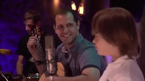 1.8M views · 153 reactions | Começando o dia com esse vídeo é incrível de lindo! Gabriel Cheib 殺 vem ouvir nossa Playlist que tá demais!   no SPOTIFY https://fanlink.to/acusticovozeviolao2022  no DEEZER https://fanlink.to/deezeracustico  no YOUTUBE https://fanlink.to/youtubeacustico Também estamos no Instagram https://fanlink.to/instaacusticovozeviolao | Acústico, Voz e Violão | Facebook