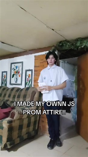 CINDEREEELAAAAA GAY VERSIONNN#cinderella #transition #xbcyza #jsprom #prom