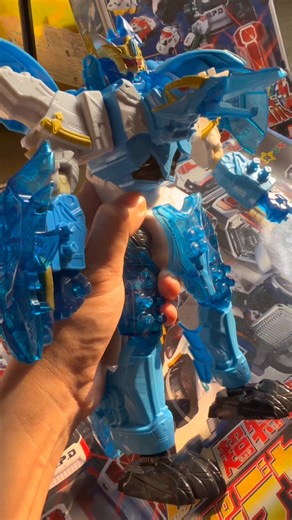 Stunning Clear Plastic in Sunlight