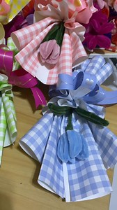 24K views · 313 reactions | PAPER TYPE NA BOQUET WRAPPER pero  recommendable po Ito sa mga Baguhan na gustong matry Ang ganitong design NPAKAGANDA PO at Ang BANGO PA! #wrappingtutorials #boquetwrapper | Wrapping tutorials | Facebook