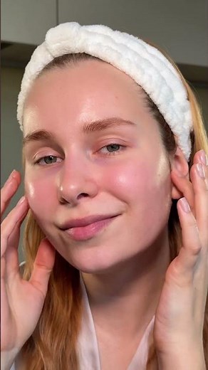 Why Dermatologists Love Vita-A-Apricot | Swiss Oxygen Vitamin A Cream