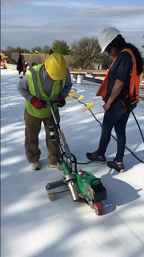 Leister Robot Welding TPO Roof