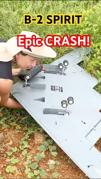 Epic RC Jet Disaster – B-2 Spirit CRASHED!
